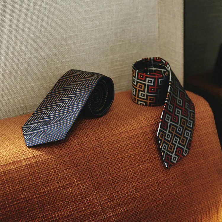【新品未使用・タグ付き】TURNBULL & ASSER／チェック柄／007 新品未使用・タグ付き】TURNBULL & ASSER／チェック柄／007